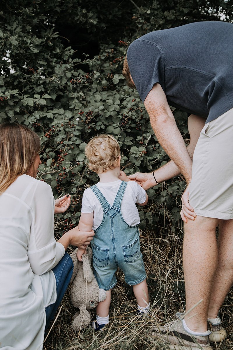 HARLOW ESSEX FAMILY PHOTOGRAPHER | 2ND BIRTHDAY PHOTO SHOOT