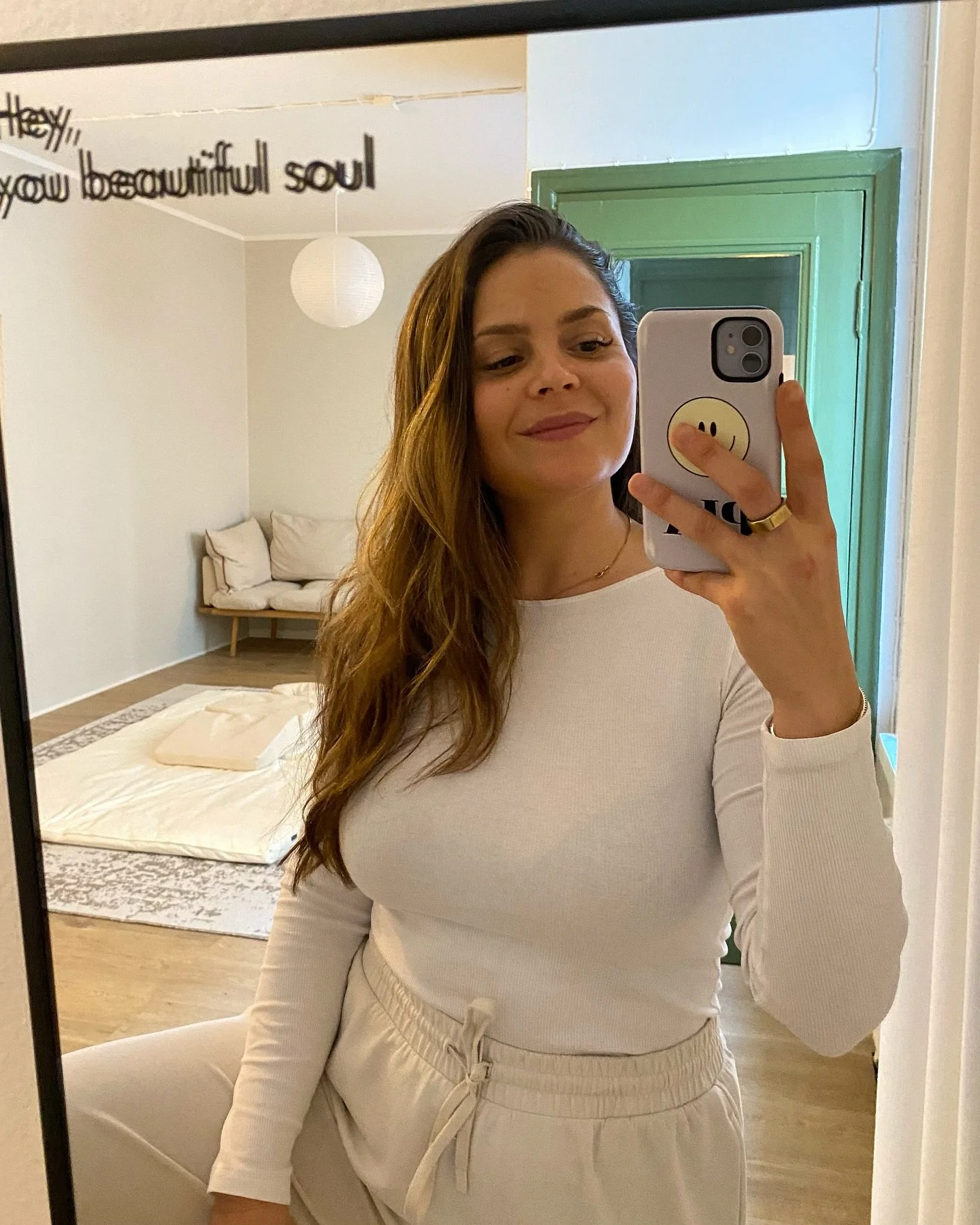 Back after a little instagram hiatus 🛸🌸🌞 current vibe ➡️➡️➡️