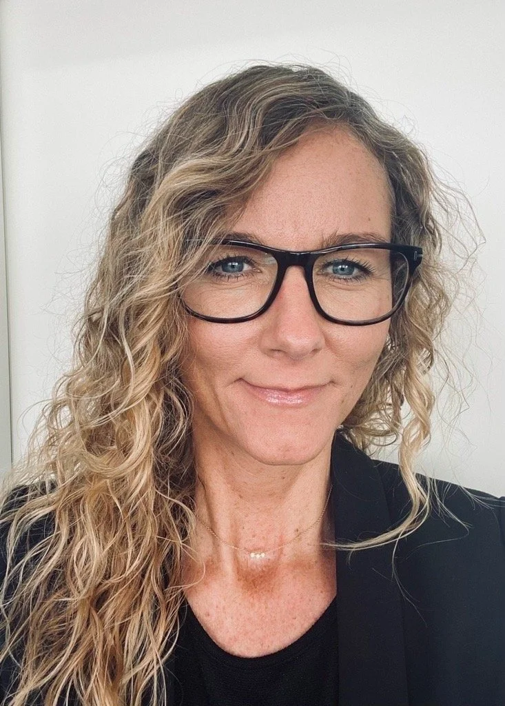 Profile_no background.jpg