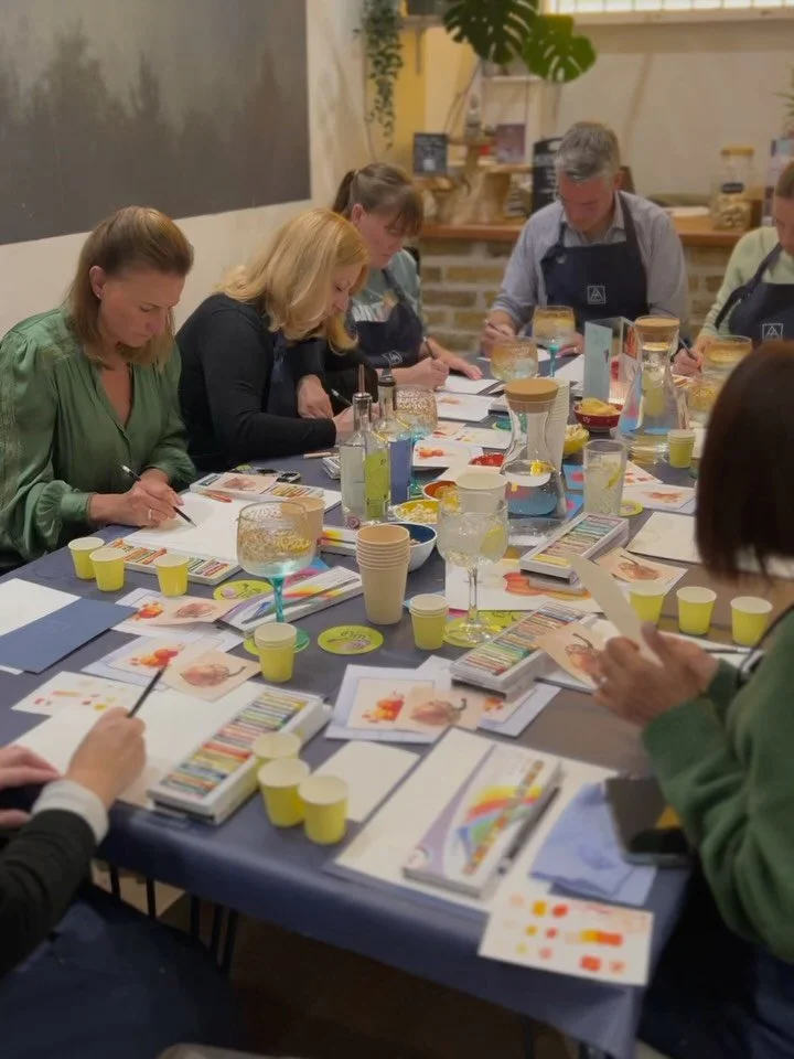 October so far🧡🍂
Our next Sip & Paint will be a festive Christmas Edition where @penwithpaint will help you design your own beautiful cards and gift tags - guaranteed to impress your loved ones!🎁 Wednesday the 19th of November, 7:00pm (link i