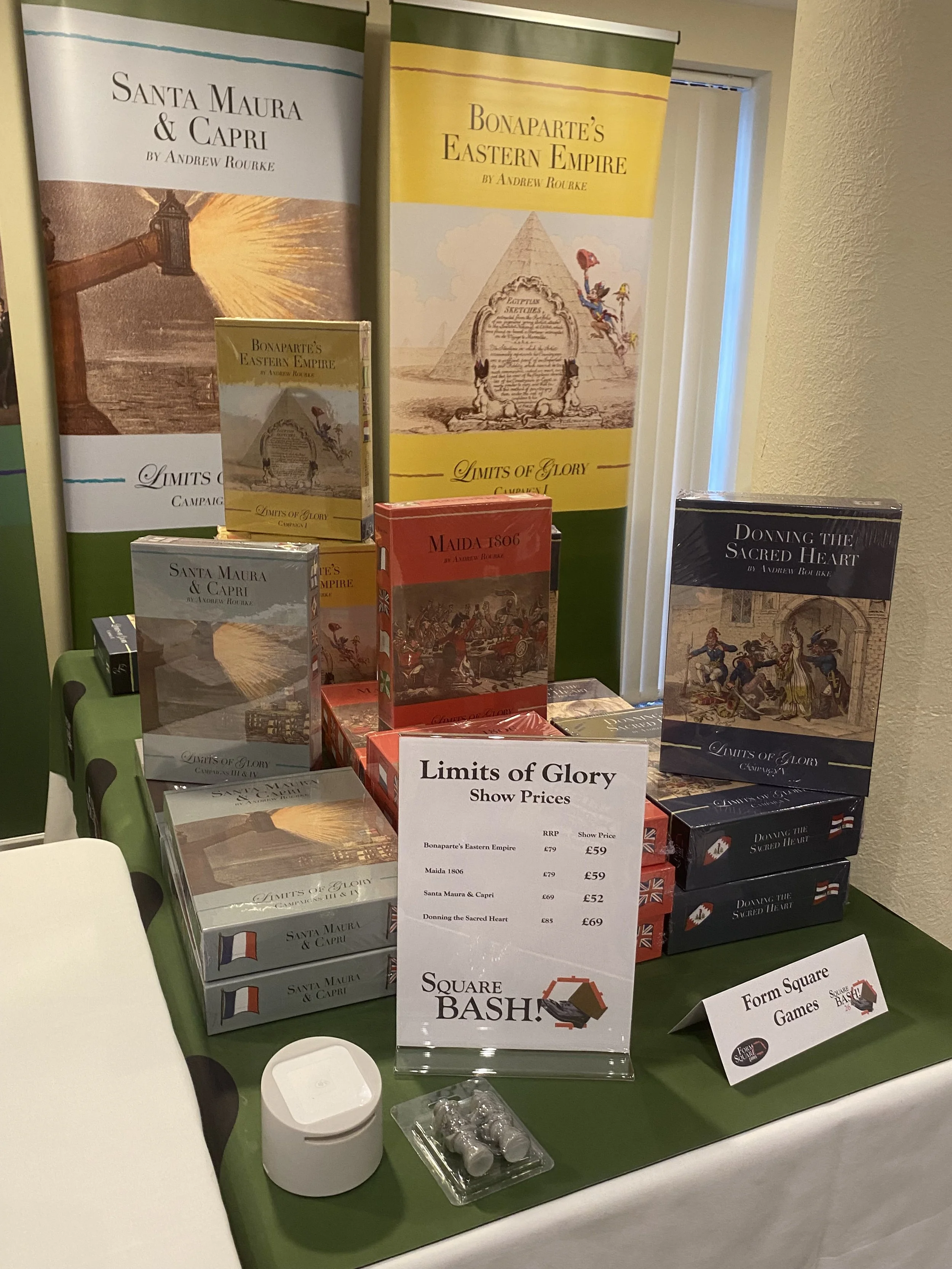 Form Square Games stand