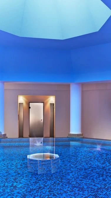 Photo via St.Regis Mardavall 