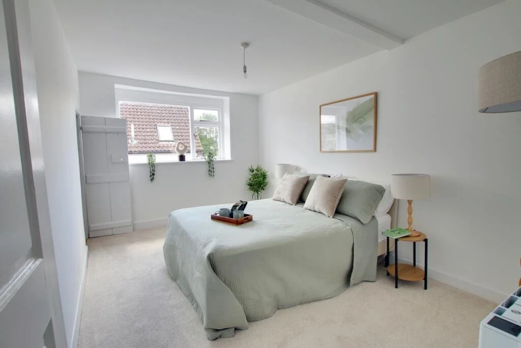 2Bedroom.jpeg