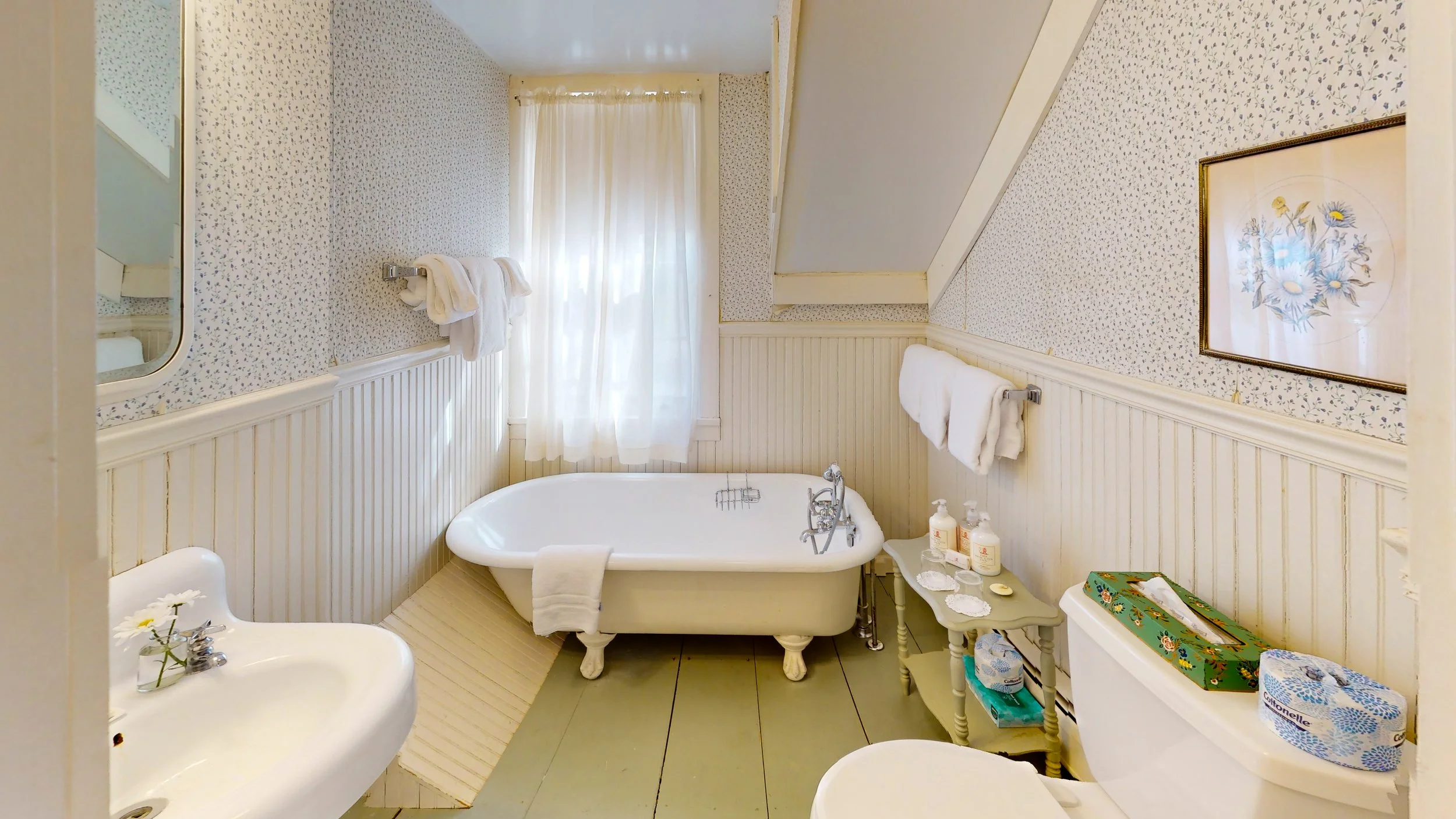 4-Maple-Street-Bathroom (2).jpg