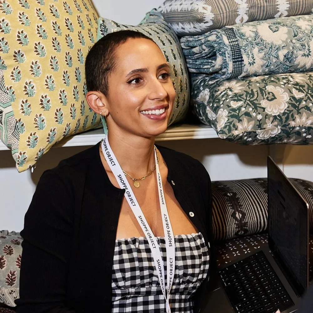 hand-carry-shoppe-object-manual