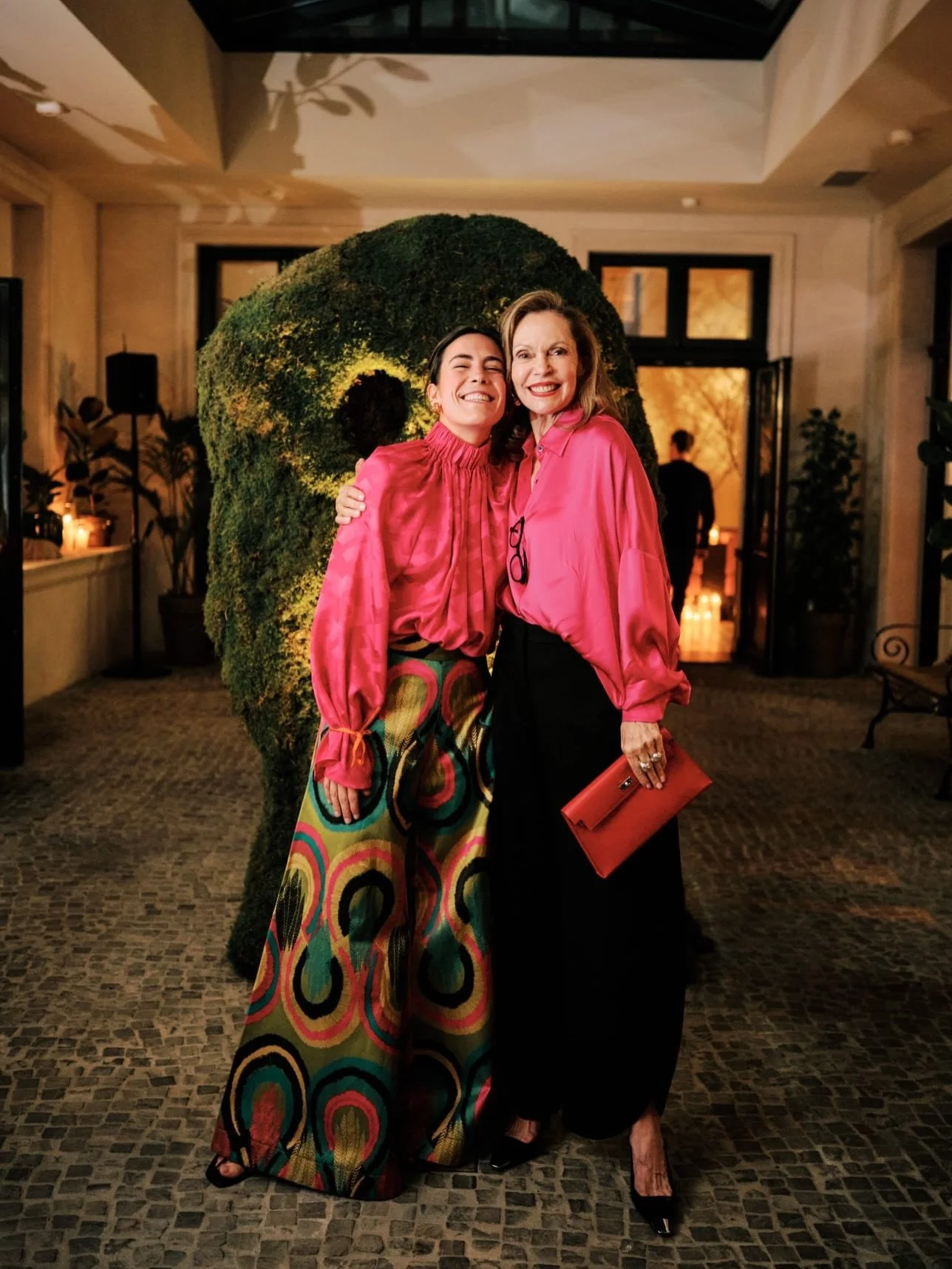 This post is to you, @burgermonique and Max 🩷✨

You are a living example of the truth that no one leaves us unless we forget them. That the love you feel can be expressed and shared in everything you do. What you have created in the wake of Yves&rsq