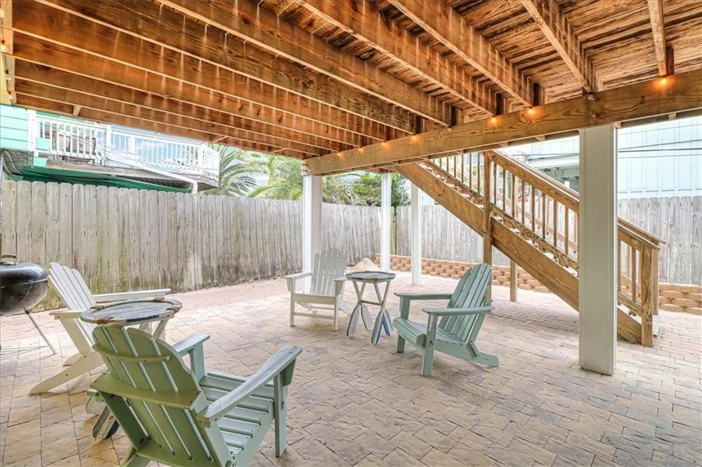 622 N Palimino Dr25.jpeg