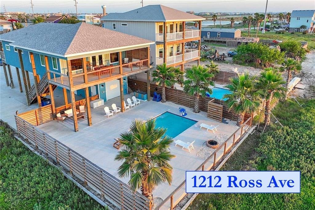 1212 Ross Ave 1.jpeg