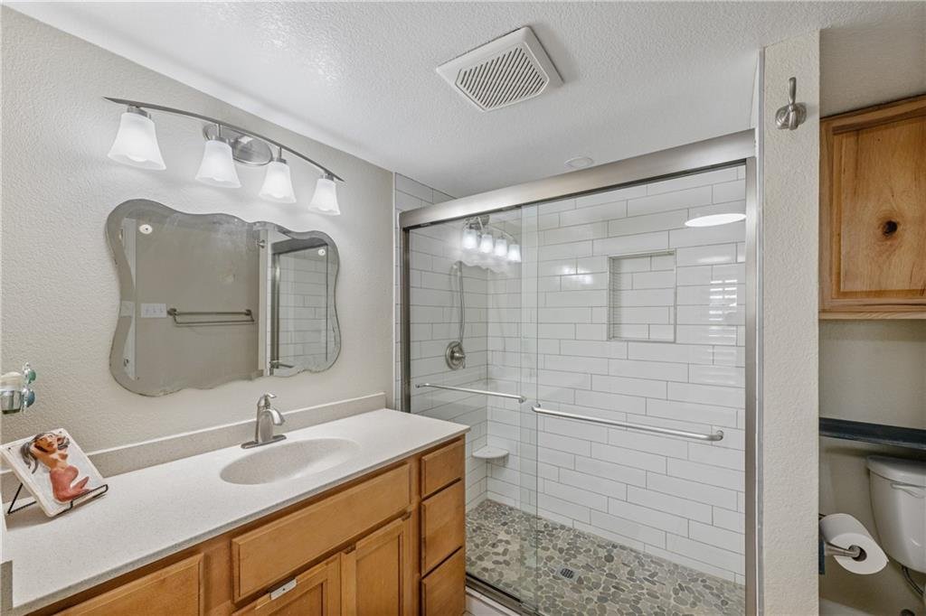 404 Mercer Street 15.jpeg