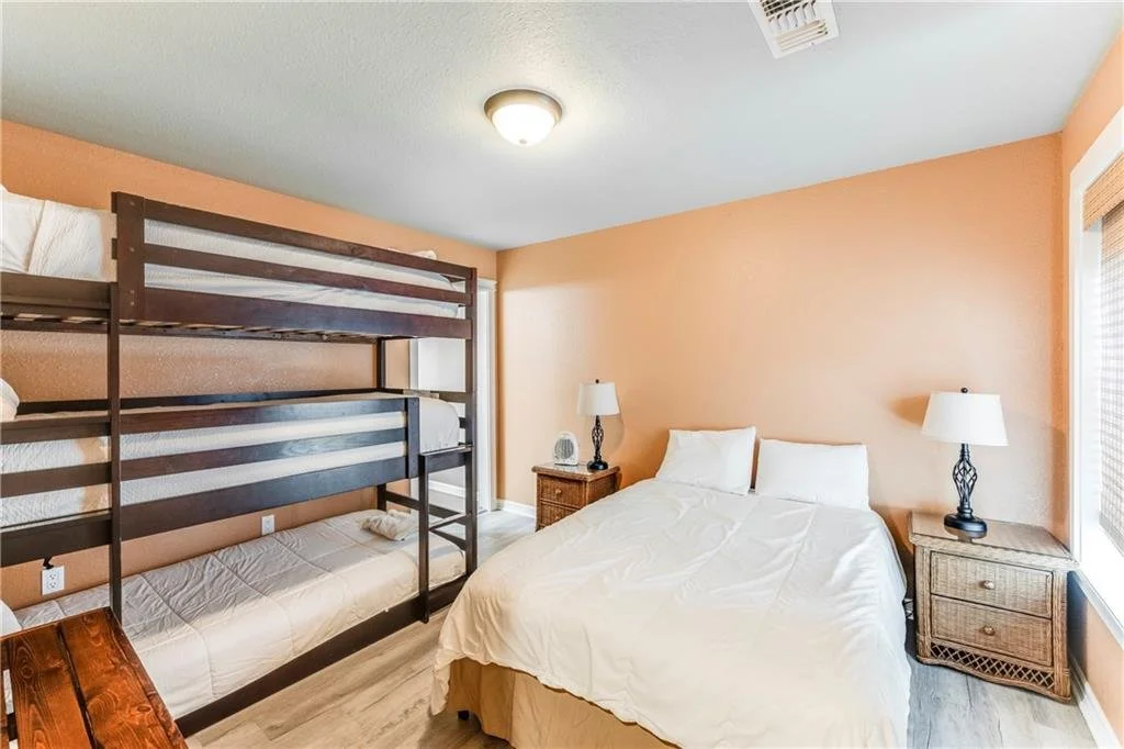 507 E Cotter 29.jpg
