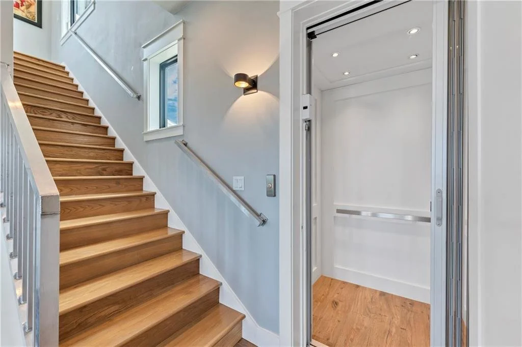 887 Oceanside Dr 22.jpg