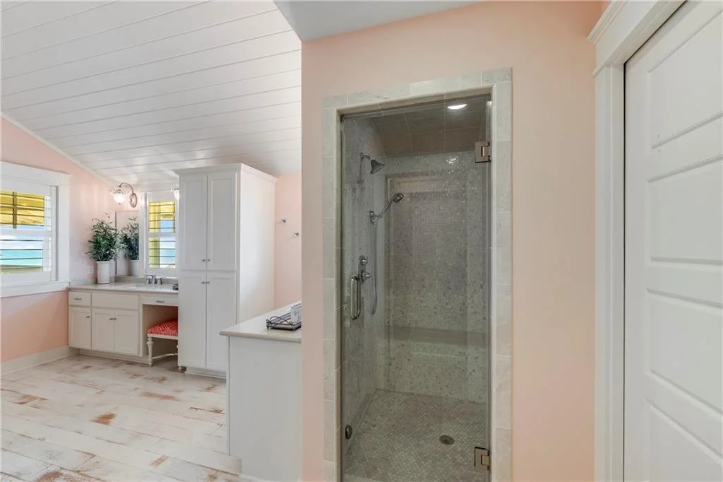 160 Seaside Dr 21.jpg