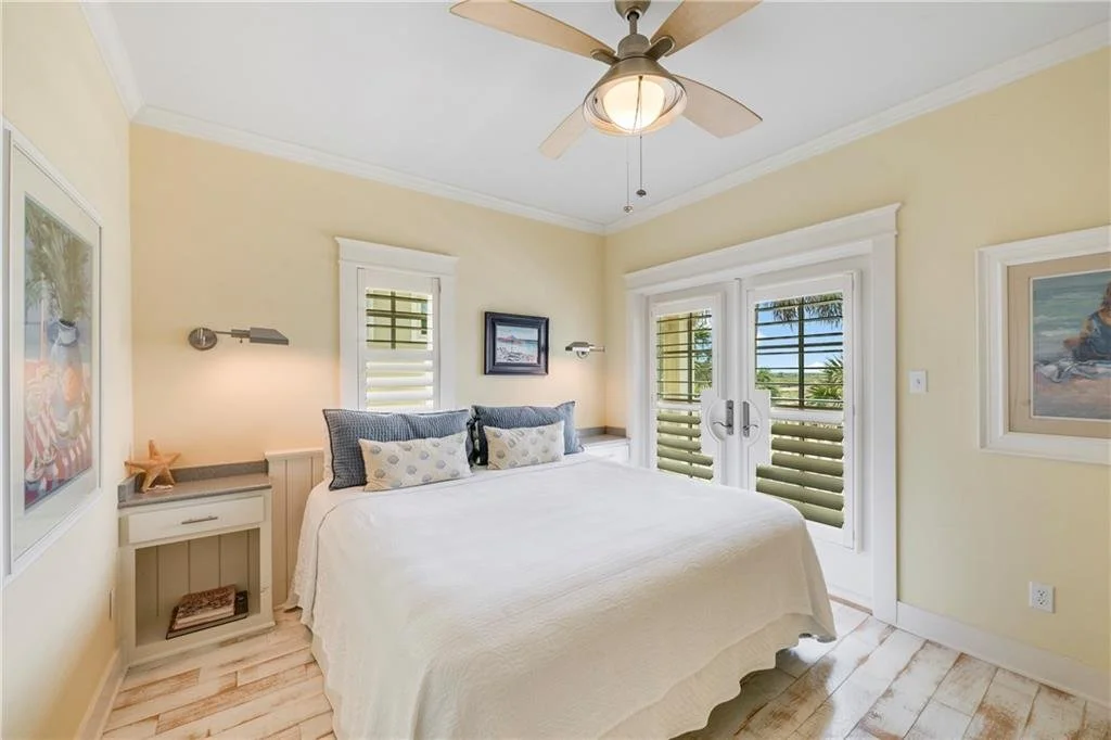 160 Seaside Dr 28.jpg