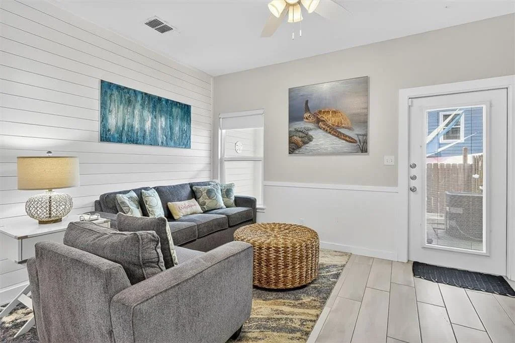 102 Beachside 13.jpg