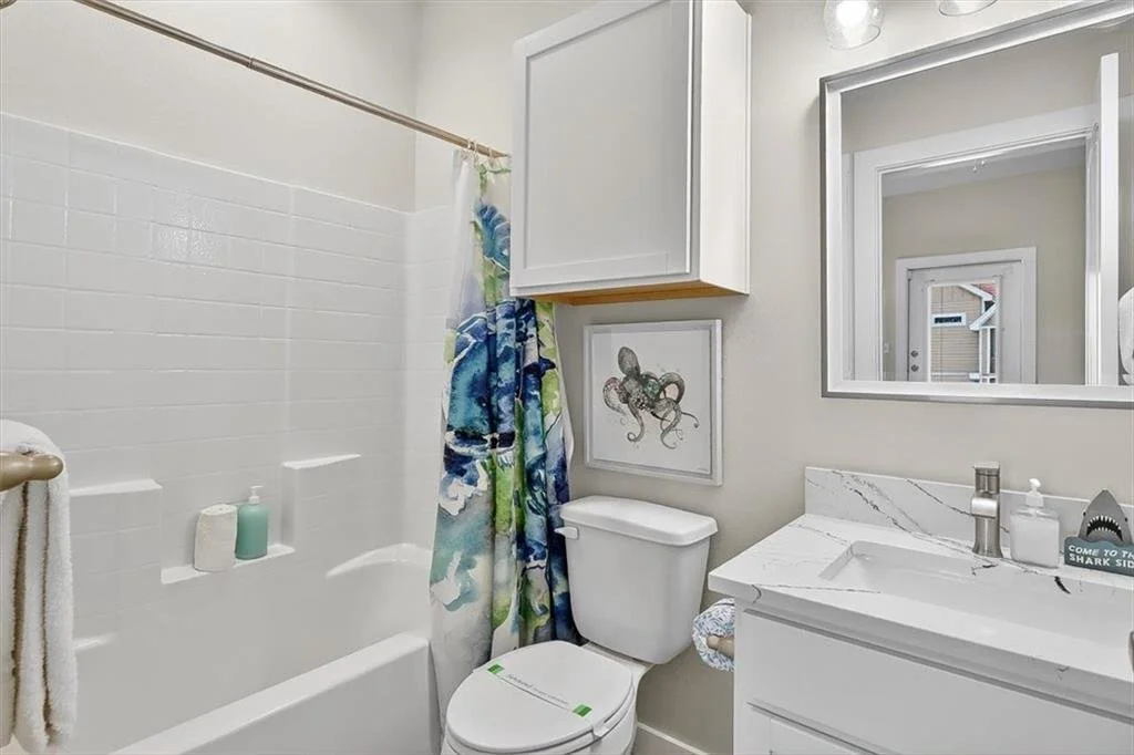 102 Beachside 26.jpg