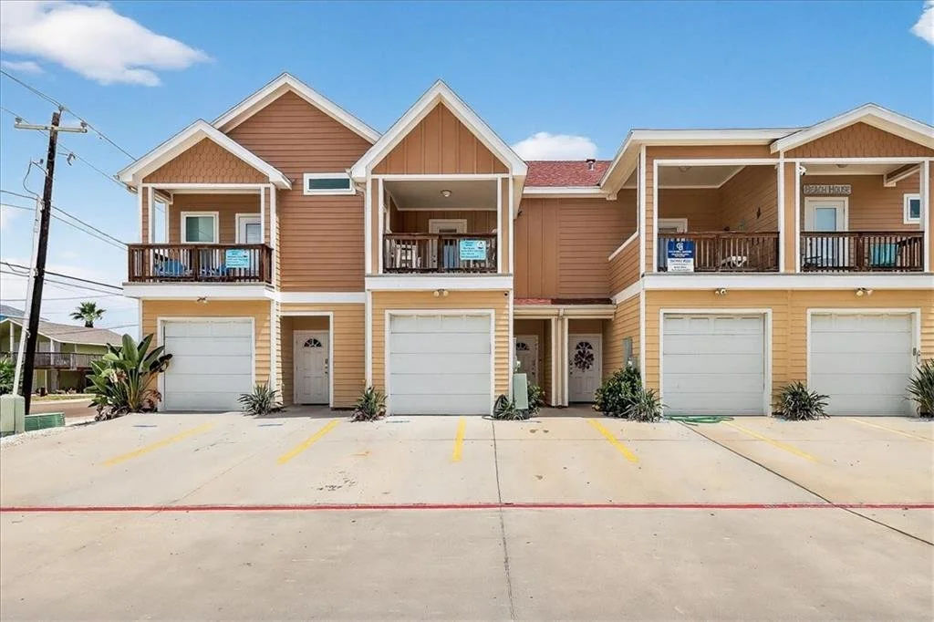 102 Beachside 38.jpg