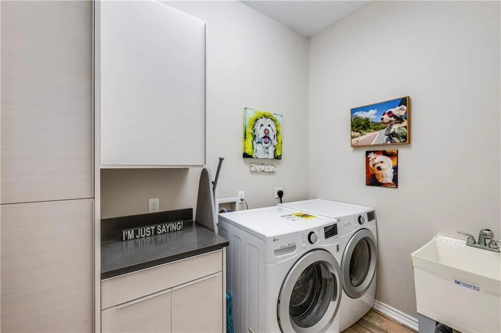833 Oceanside Dr 28.jpg