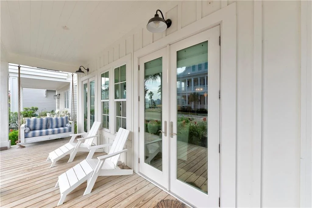 580 South Shore Dr 5.jpg