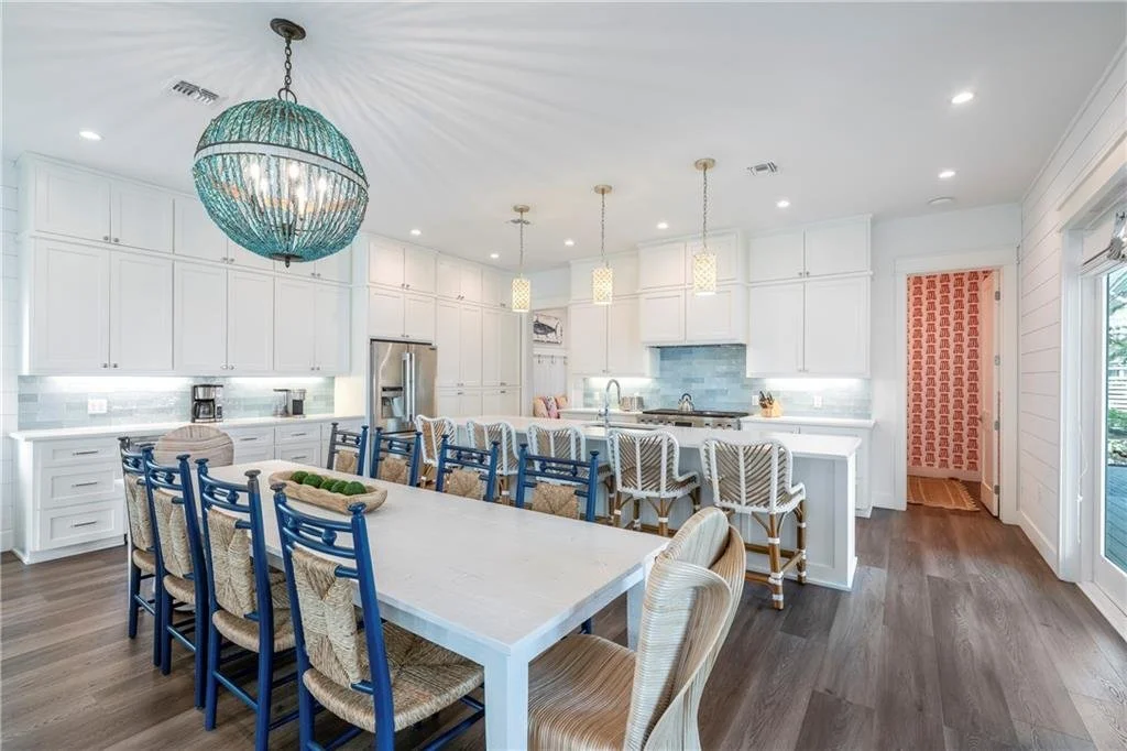 580 South Shore Dr 11.jpg