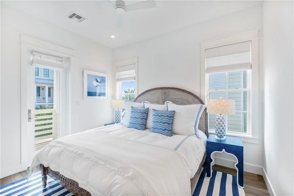 580 South Shore Dr 23.jpg