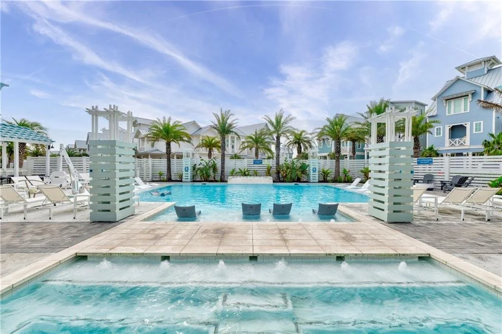 580 South Shore Dr 40.jpg