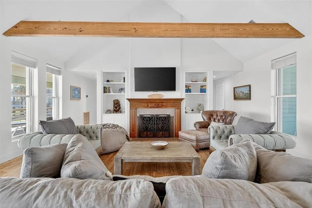 728 Sea Breeze Ln 5.jpg