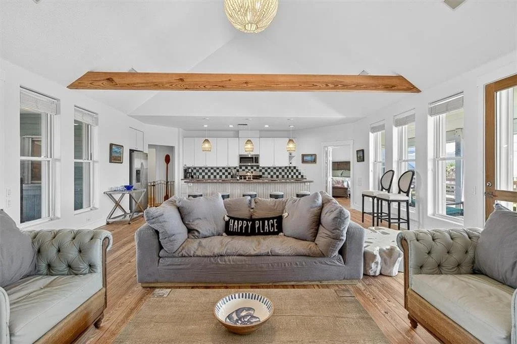 728 Sea Breeze Ln 7.jpg