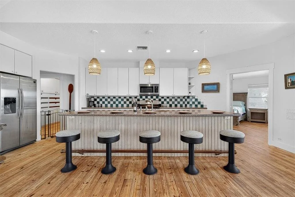 728 Sea Breeze Ln 9.jpg