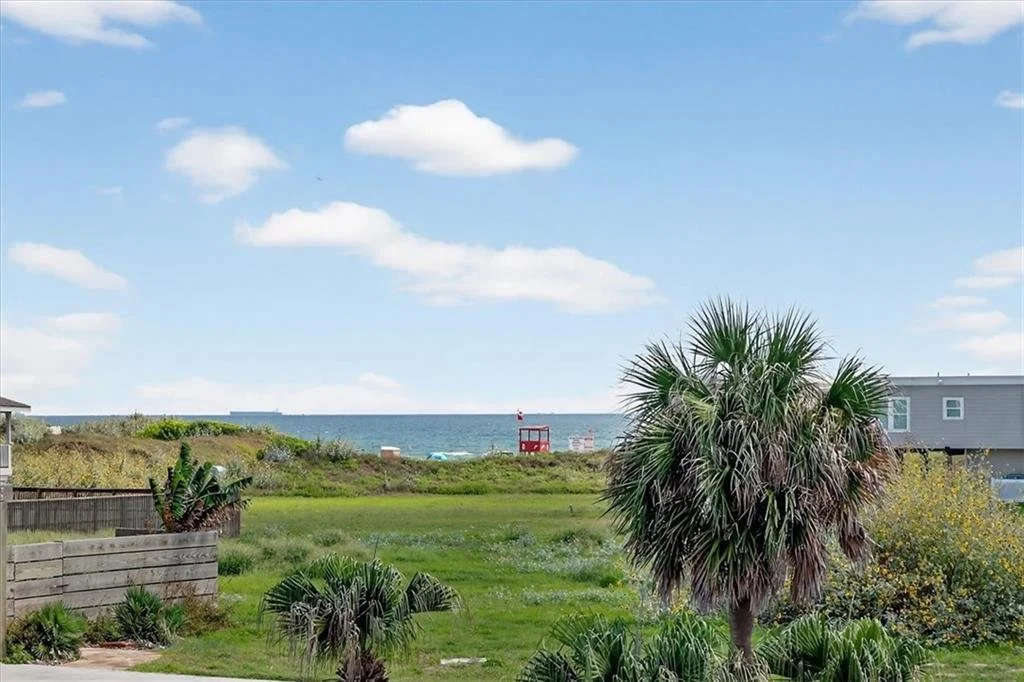 728 Sea Breeze Ln 13.jpg