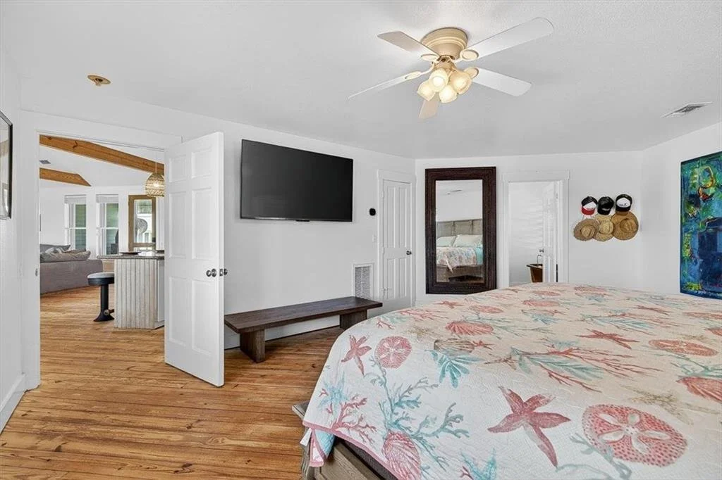 728 Sea Breeze Ln 19.jpg