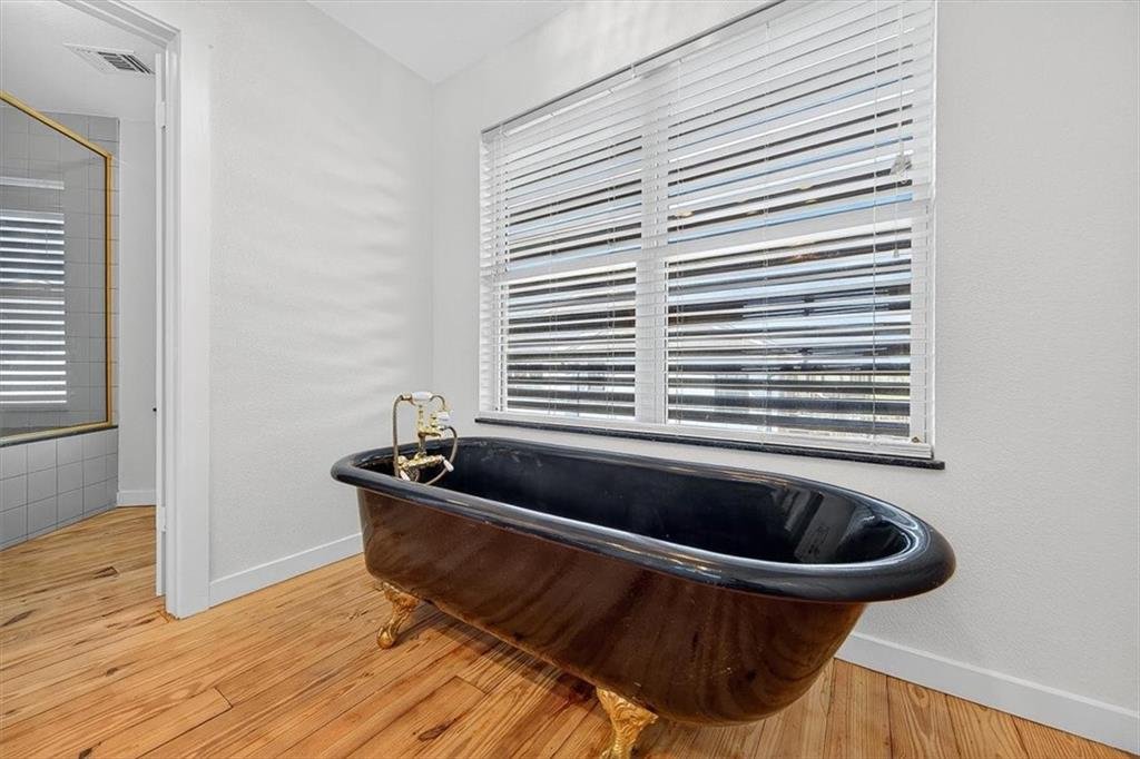 728 Sea Breeze Ln 21.jpg