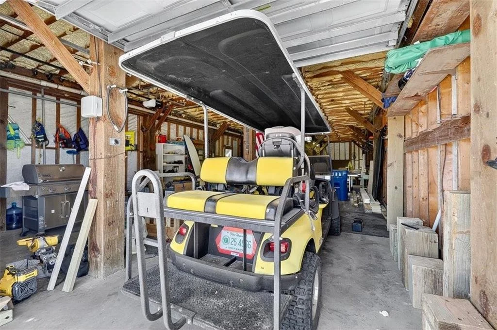 728 Sea Breeze Ln 32.jpg