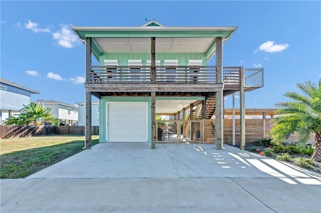 230 Port Lavaca 1.jpg