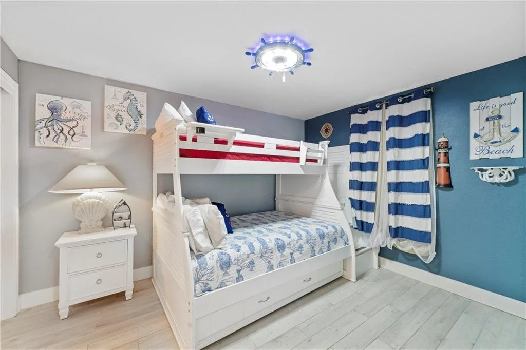 1009 Grand Caribbean 3.jpg