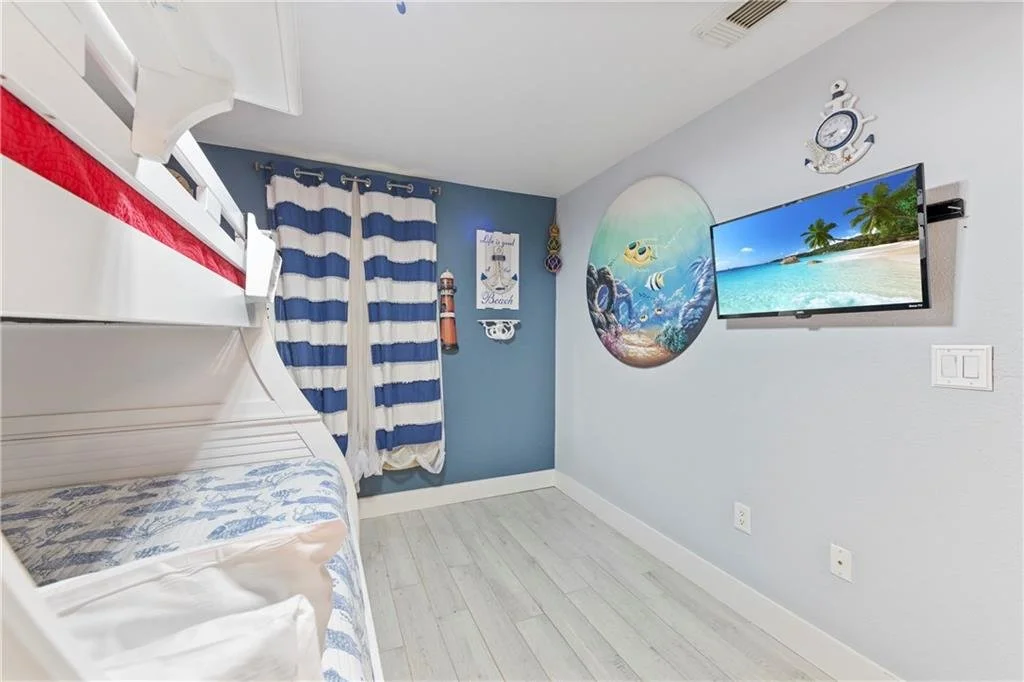 1009 Grand Caribbean 4.jpg