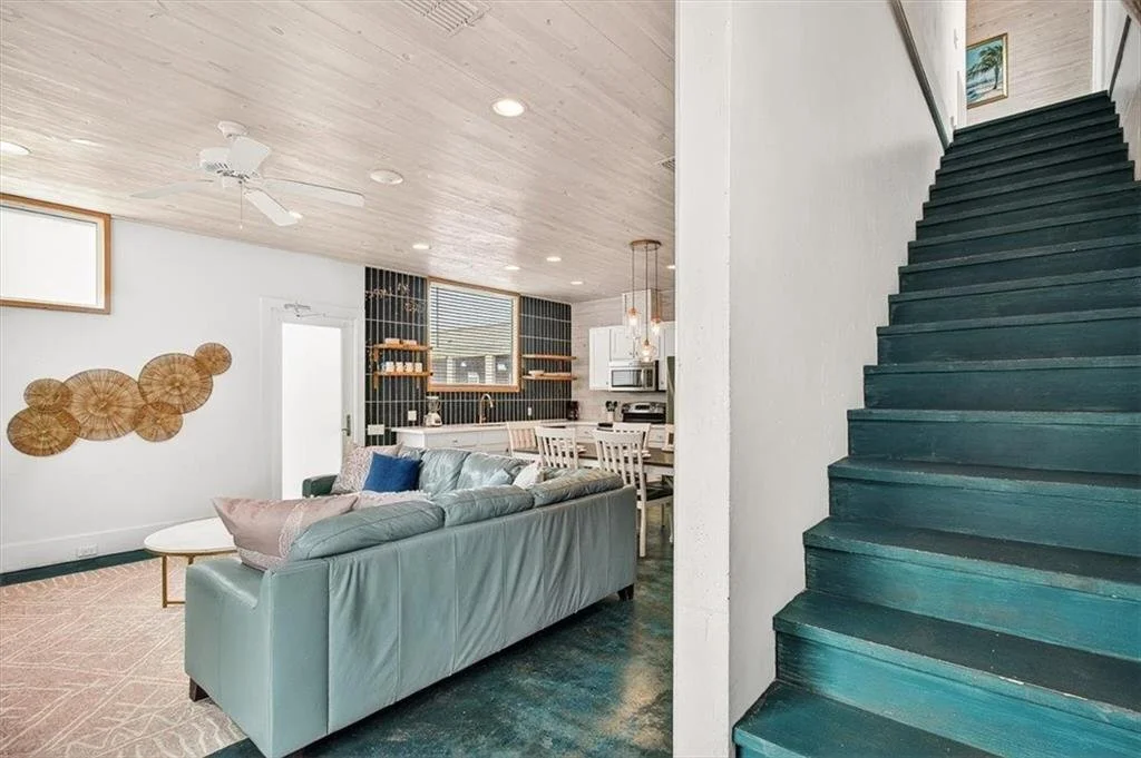 unit 6 Terrace Landing 17.jpg