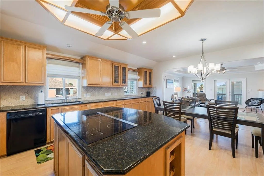 1813 Palisades 8.jpg