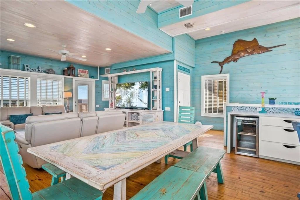 61 Village Walk 7.jpg