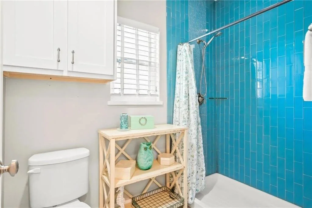 61 Village Walk 14.jpg