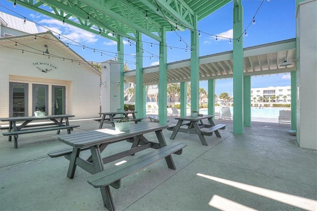 701 Silverleaf 16.jpg