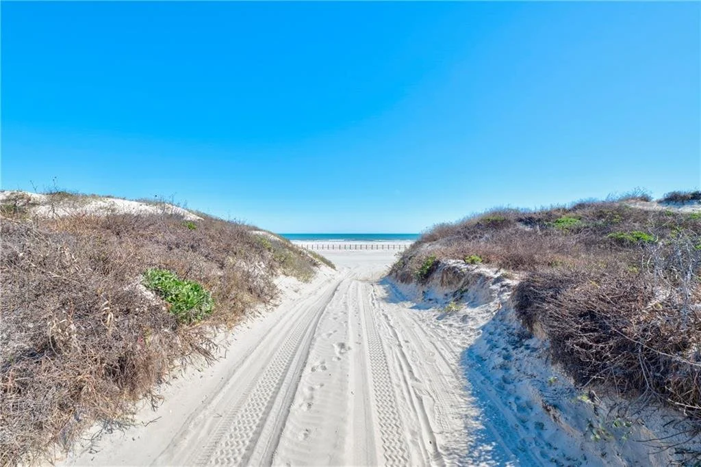 434 Beachgate 17.jpg