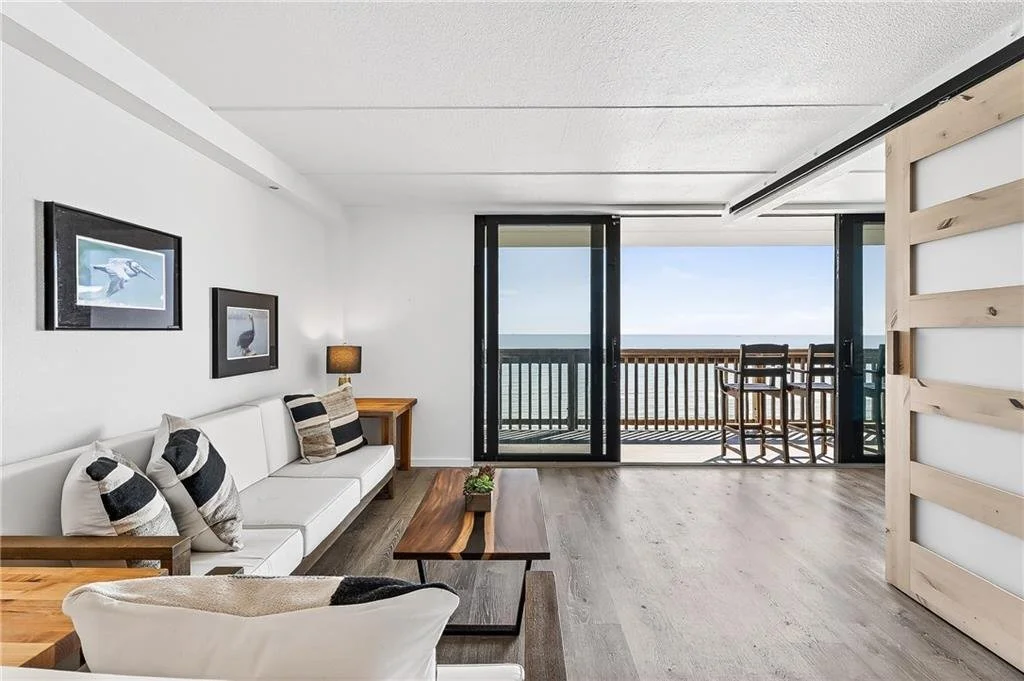 1503 Mustang Towers 2.jpg