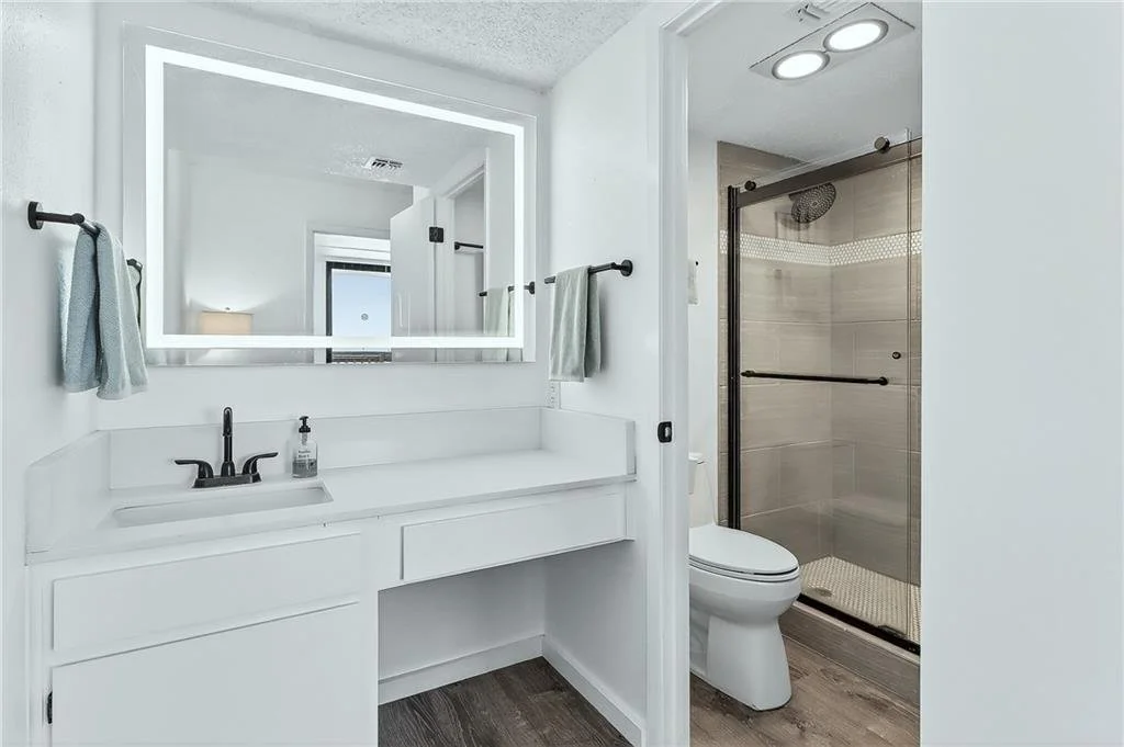 1503 Mustang Towers 20.jpg