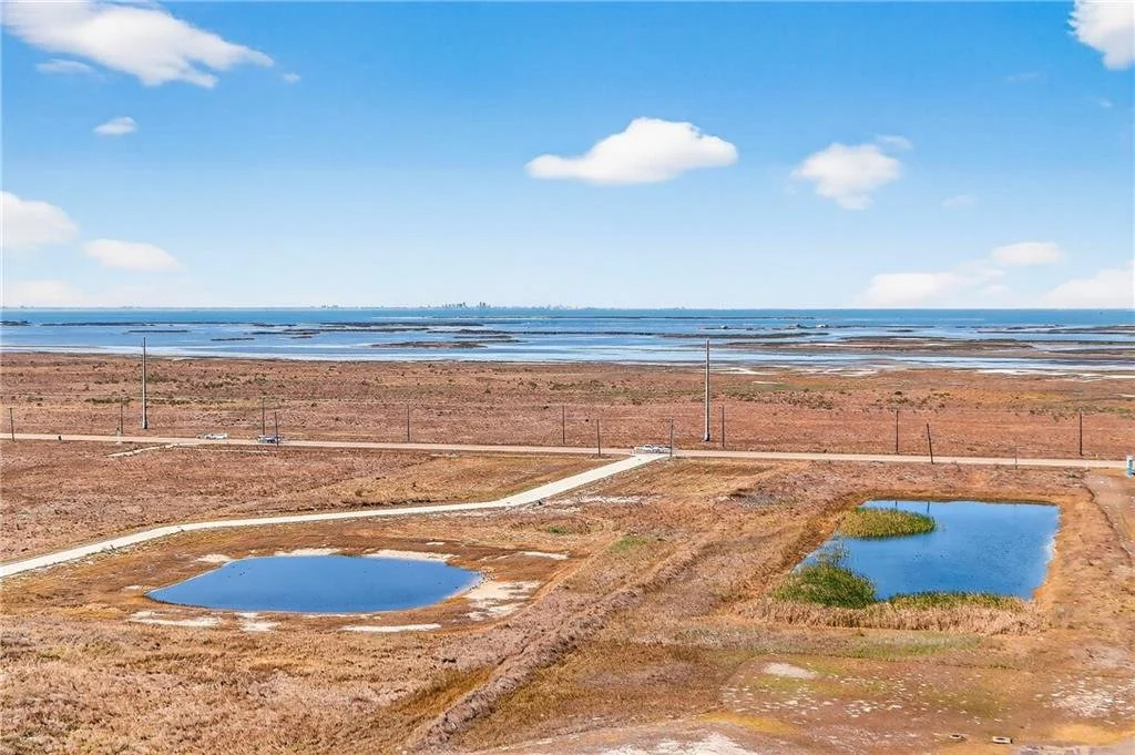 1503 Mustang Towers 26.jpg