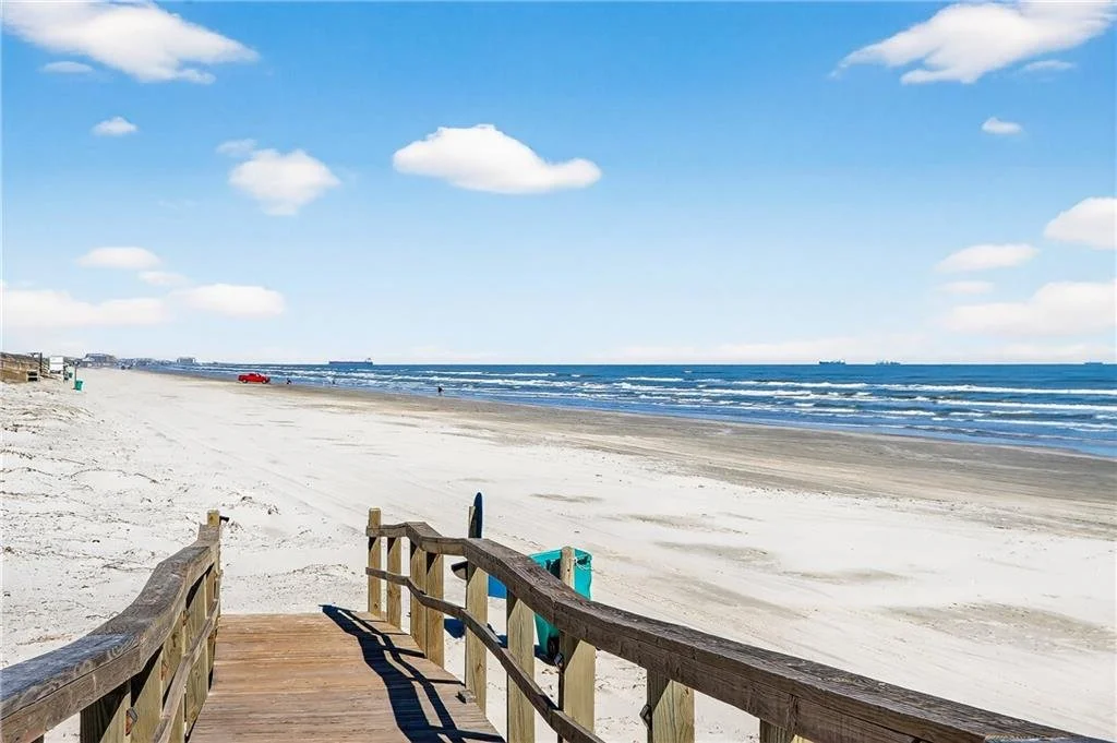 1503 Mustang Towers 32.jpg