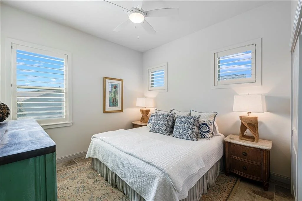 528 Channel View Dr 24.jpg