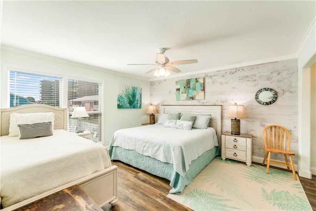 305 exec keys  12.jpg