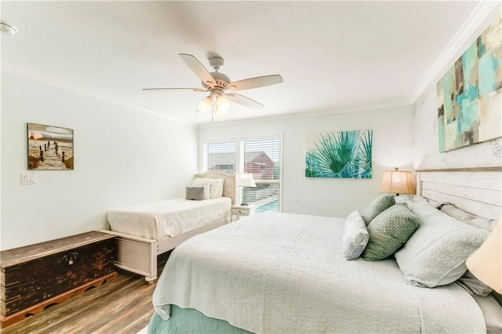 305 exec keys  13.jpg