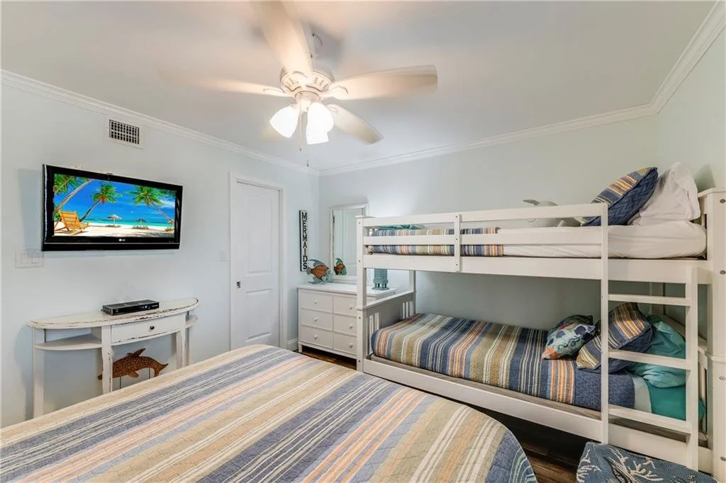 305 exec keys  16.jpg