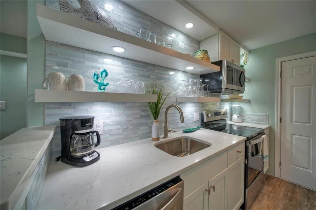 147 Island Retreat 6.jpg